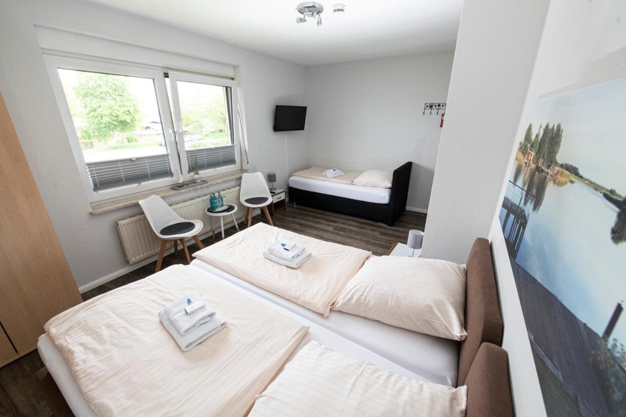 Zum Alten Faehrhaus - Bed & Breakfast Wrohm Esterno foto