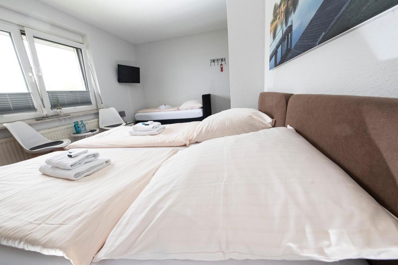 Zum Alten Faehrhaus - Bed & Breakfast Wrohm Esterno foto